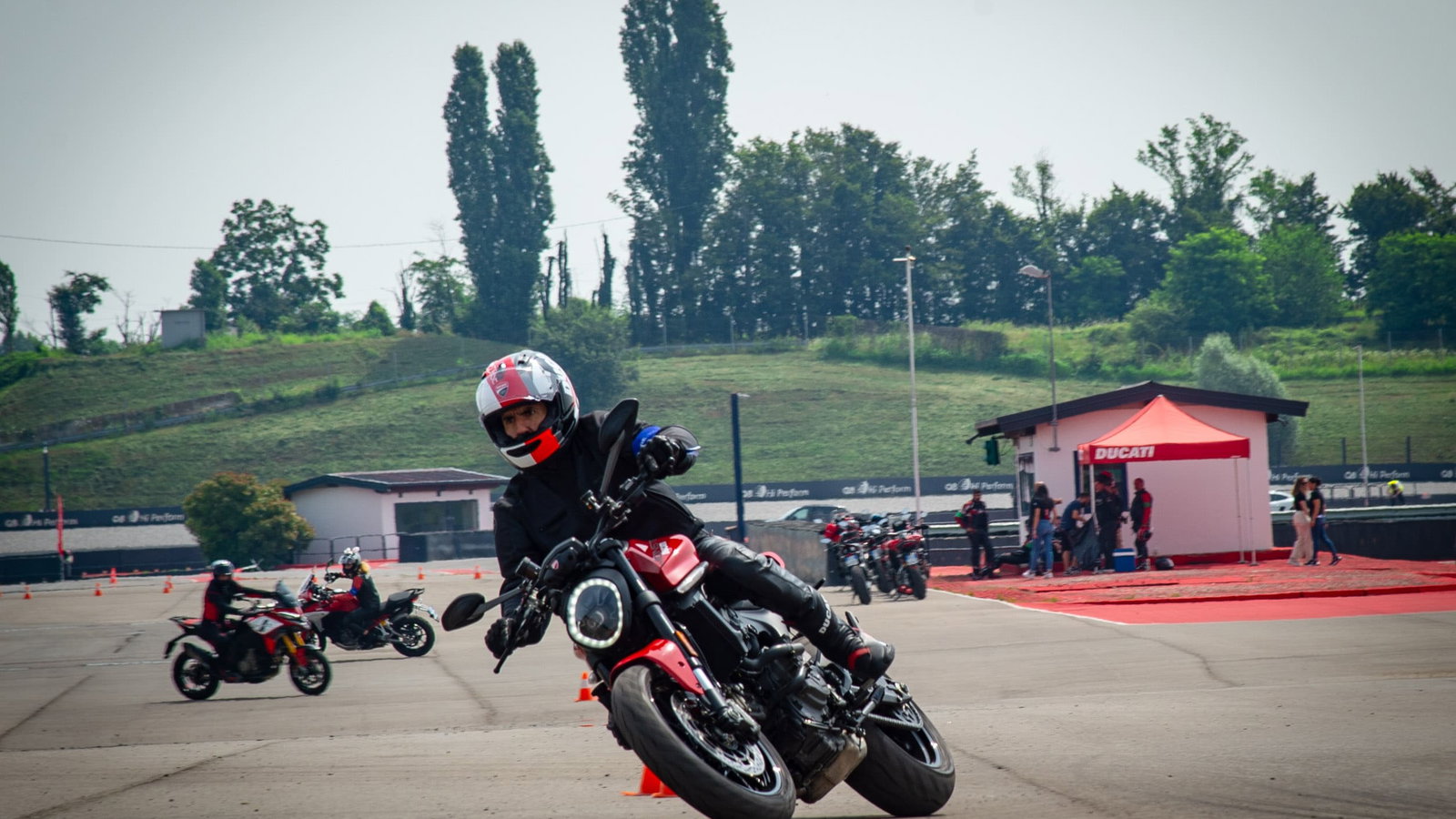 Ducati Monster 937